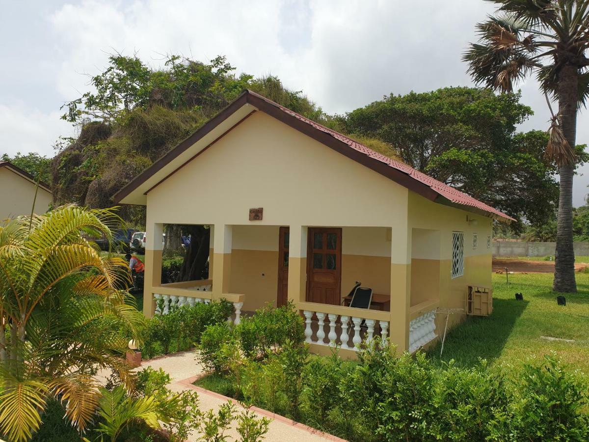 Kunta Kinteh Beach Complex Kotu Exterior photo